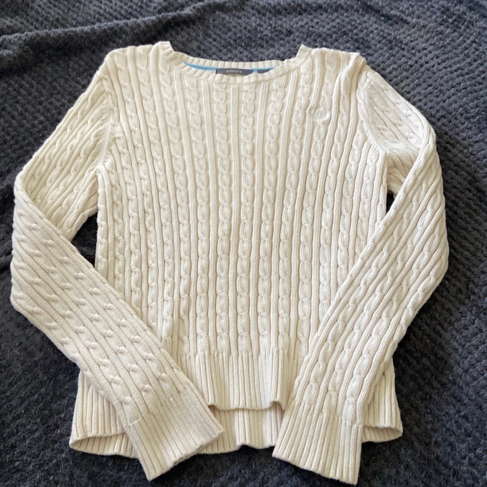Gently used Women’s size large Liz Claiborne sweater